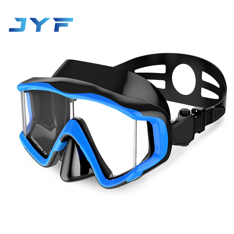 What are the commonly used diving equipment?